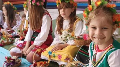 Цветное пасхальное настроение в болгарских общинах за рубежом