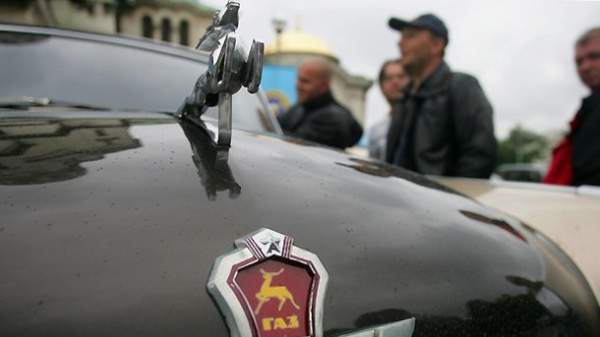 Молодые болгары все больше интересуются ретро автомобилями