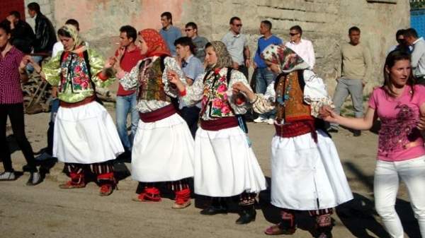 Этнолог Веселка Тончева исследует болгарские общины за границей