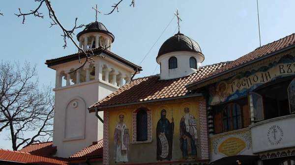 Болгарские монастыри глазами фотографа Косты Маринова