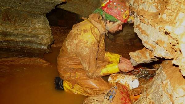 Новый рекорд: самая глубокая пещера в Болгарии