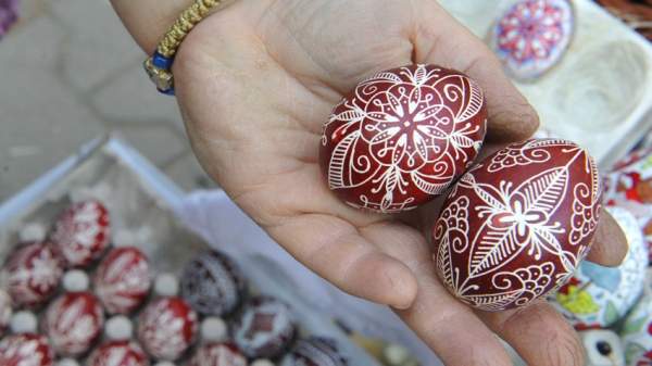 Расписные яйца на Пасху – животворное наследие Велинграда