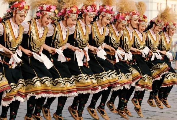 Фотовыставка «Древние обычаи и традиции Болгарии» вызвала большой интерес в Москве