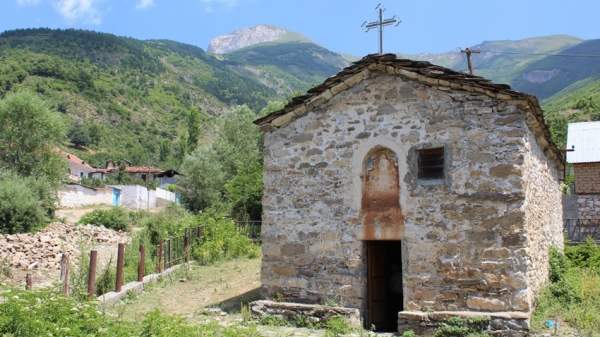 «Два с половиной дома» – путешествие в «болгарское» прошлое албанской области Долни-Дебыр (Поле)