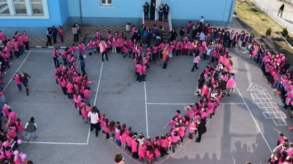 Болгария отмечает Всемирный день борьбы с травлей в школе
