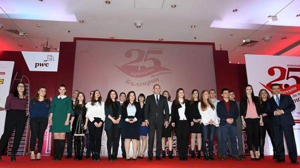 1300 студентов назвали свои 25 причин остаться в Болгарии