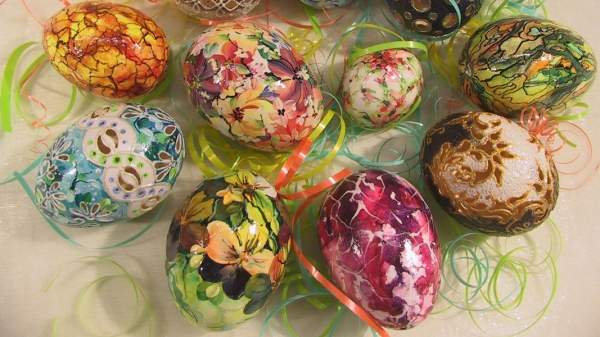Нетрадиционные пасхальные яйца, сделанные руками болгарских мастериц