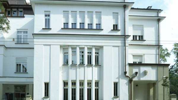 Архитектурные шедевры Софии с дипломатической миссией
