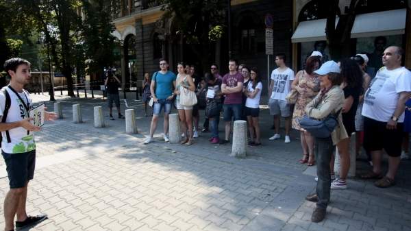 Экскурсоводы в Болгарии настаивают на помощи