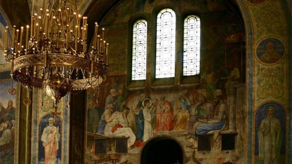 Патриарший кафедральный собор Святого Александра Невского отмечает свой престольный праздник