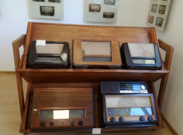 Старые радиоприемники рассказывают свои истории