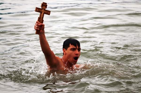 Богоявление! Здоровья и удачи с крещенской водой!