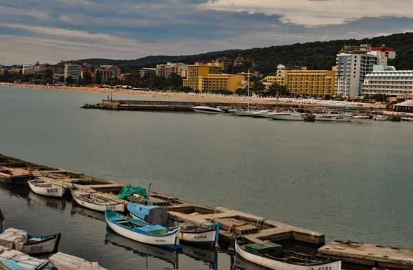 Почему ожидается отток туристов на морских курортах Болгарии на Пасху?