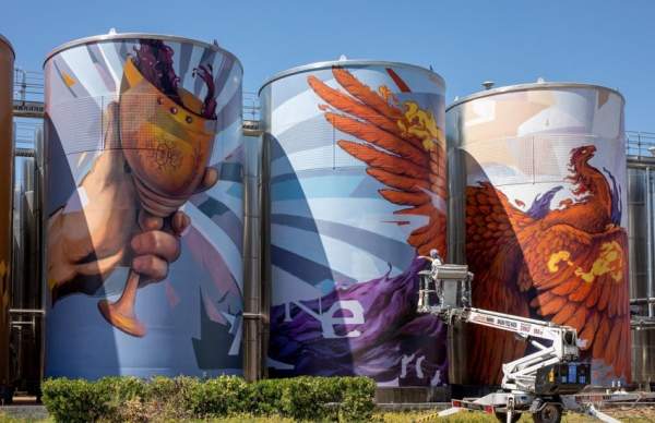 «Жар» Насимо – крупнейшие граффити в Восточной Европе