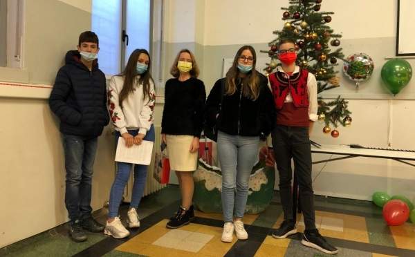 Болгарская школа в Милане встретила Деда Коледу и смотрит с оптимизмом на Новый год