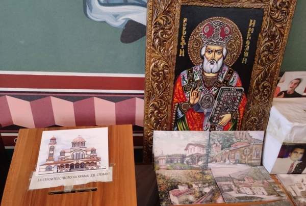 В день св. Стефана жители нескольких районов Софии молятся о завершении строительства храма