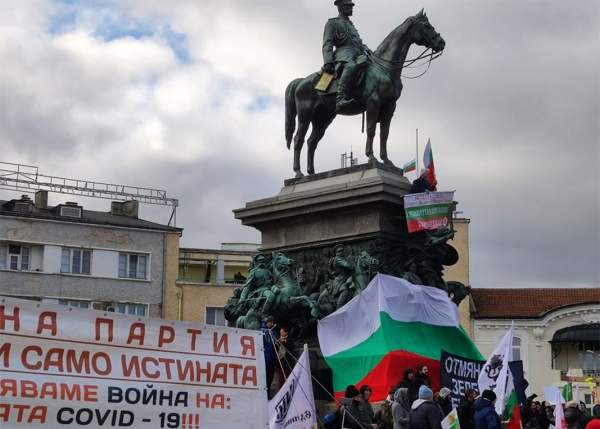 «Поход свободы» в Софии – без лидеров, без партий, без сценариев