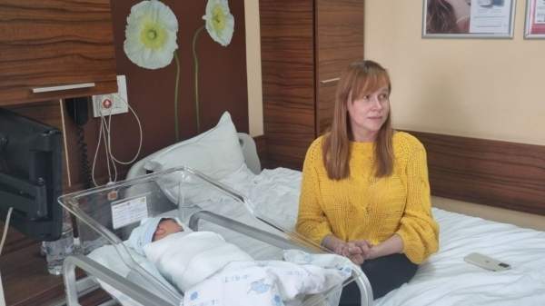 Луч надежды среди кошмара – украинские дети рождаются в Болгарии