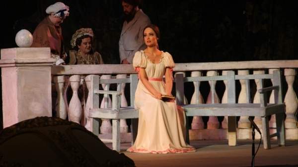Оперный театр г. Стара-Загора протягивает руку талантливым украинским исполнителям