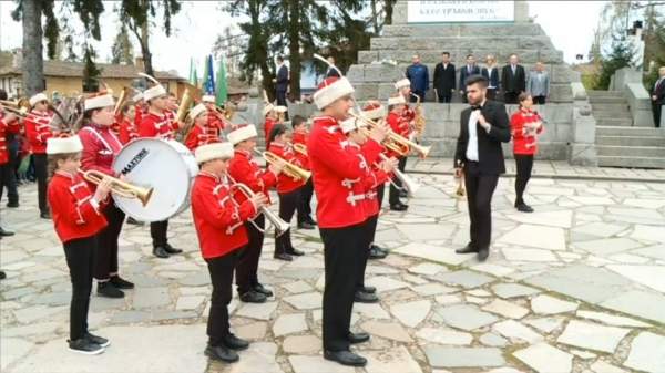 Болгария преклоняется перед самопожертвованием героев Апрельского восстания