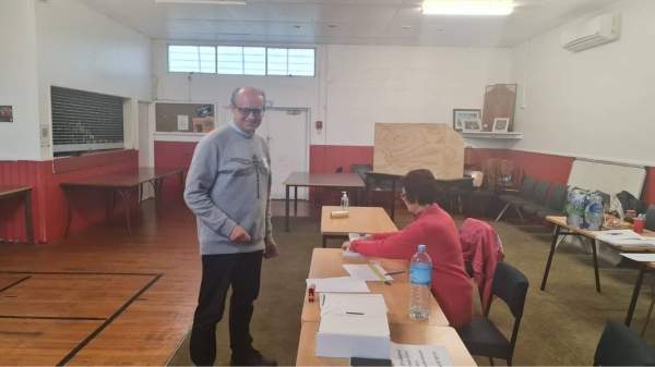 Легкая организация и низкая явка избирателей на выборах в Крайстчерче, Новая Зеландия