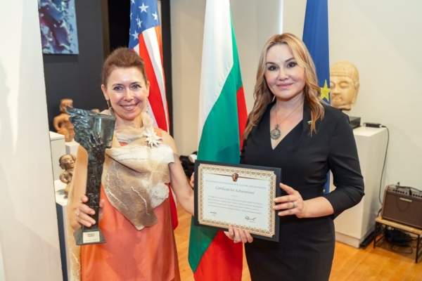 Болгарская община на Западном побережье США наградила своих представителей за вклад в различные области
