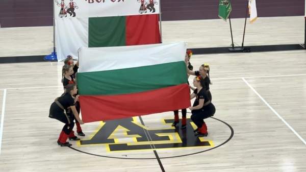 Болгарский фольклор собрал в Чикаго 700 танцоров со всей Америки