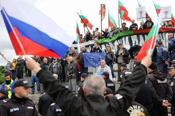 В Пловдиве и других городах Болгарии при отсутствии запрета прошли шествия "Бессмертного полка"