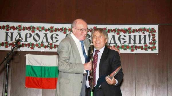 Наследие просветителя д-ра Георгия Лазарова продолжит объединять болгарскую общину за Океаном