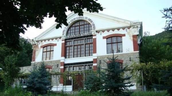 Болгарские ученики участвуют в европейском конкурсе идей по сохранению старых зданий