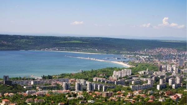 Варна и соседние курорты все ближе к рекордному уровню занятости в допандемическом 2019 году