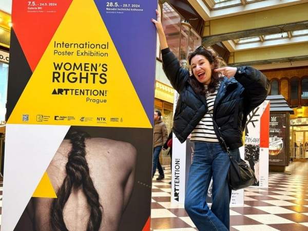 Болгарка организует международную выставку плакатов о правах женщин в Праге