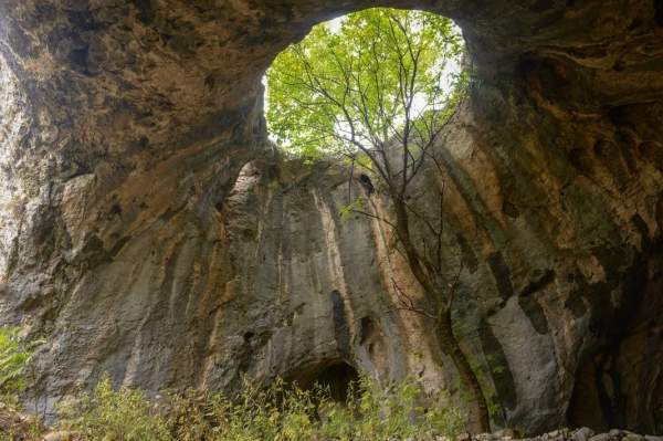 ТОП-7 самых красивых и загадочных пещер Болгарии