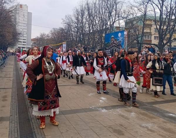 Фестиваль "Сурва" – торжество силы и молодости