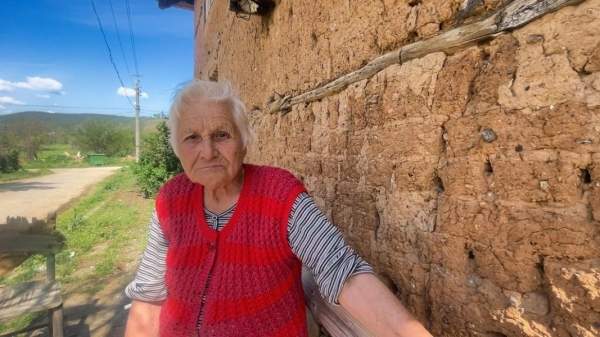 Кирпич, глина и ностальгия - село Мандрица и его необыкновенные дома