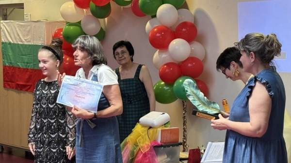 Здравка Евтимова: Болгария продолжает быть хорошим лекарством для болгар за рубежом