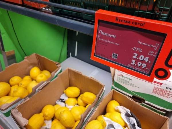 Сбивают ли с толку болгарских потребителей двойные цены в евро и левах?