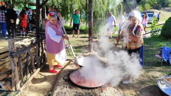 Сладкая магия села Смилец - праздник арбузного меда