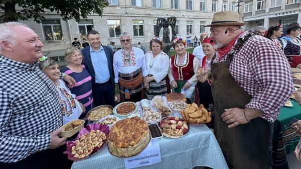 Фестиваль хлеба, песни и танца в Силистре