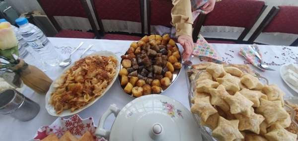 Банатские болгары из села Гостиля встречают кулинарных туристов вкусными блюдами и живыми традициями