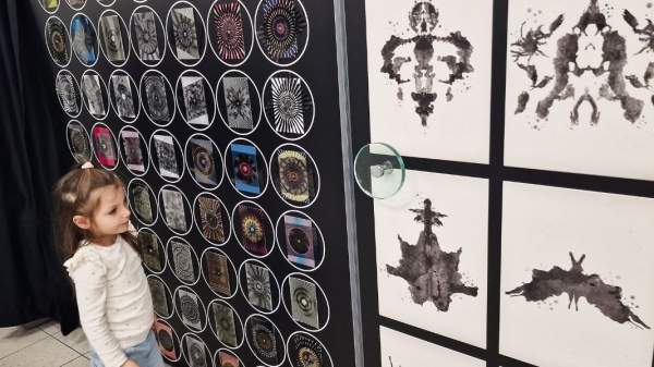 Рисовать светом и управлять роботами можно в новом музее Софии