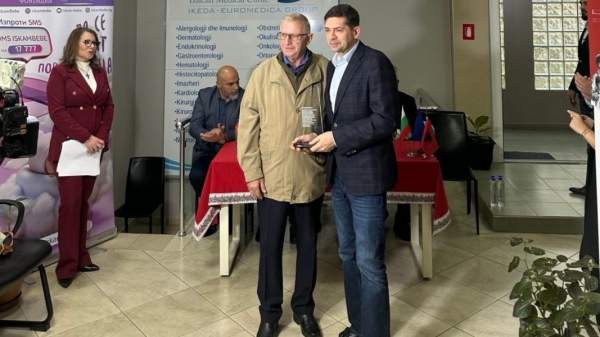 Болгарские врачи проводят обследования в области репродуктивной медицины в Албании