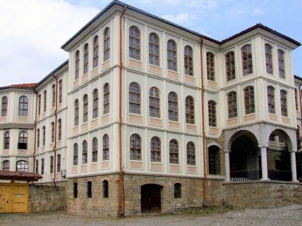 Присутствие в пленарном зале считалось проявлением патриотизма и ответственности