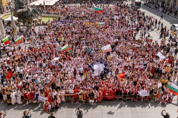 Ритм и энергия болгарского фольклора обладают силой приобщения