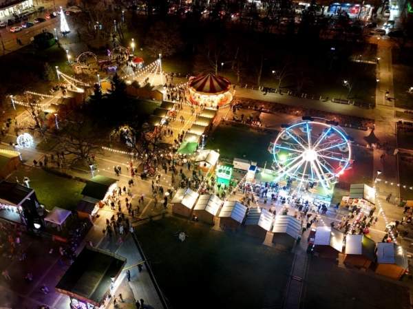 Рождество возможно еще с ноября – София в подсветках, рождественских ярмарках и праздничном уюте