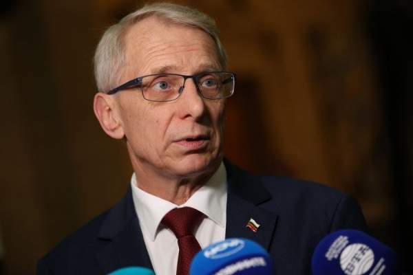 Первый бюджет Болгарии в евро – между двумя чтениями в Народном собрании и волной недовольства