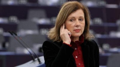 ЕС будет убеждать Болгарию производить снаряды для Украины
