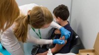 Медики вновь призывают к запрету приема в школу детей без прививок