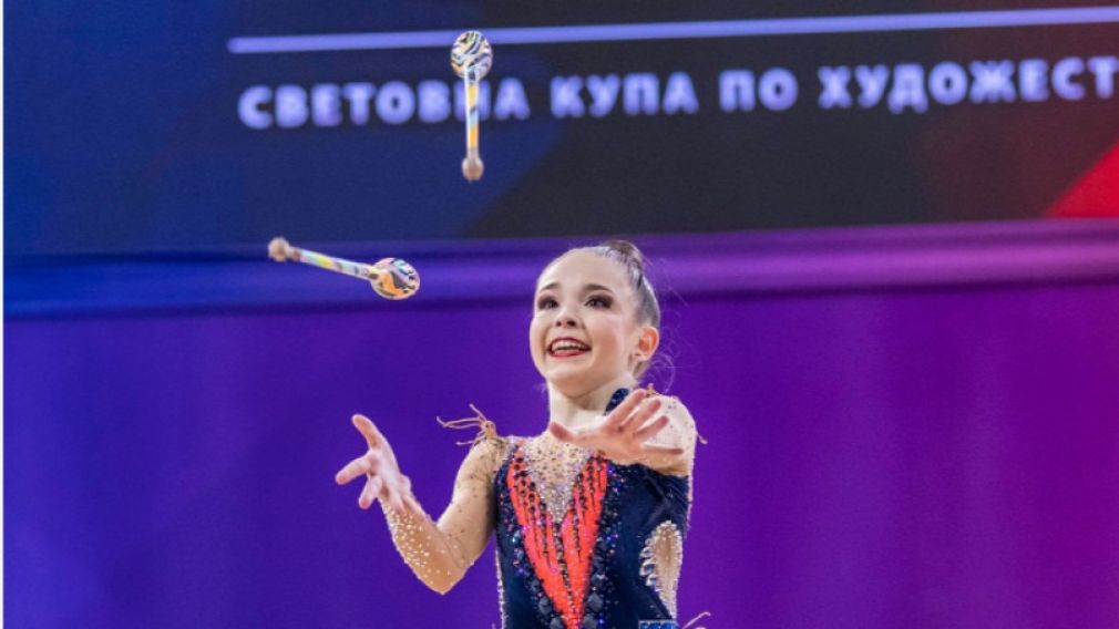 Триумф гимнастки Стилияны Николовой на этапе Кубка мира в Софии