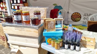 Момчилград очаровывает столицу родопскими ароматами и фольклором